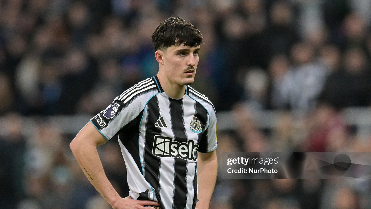 Tino Livramento Pertimbangkan Masa Depan di Newcastle