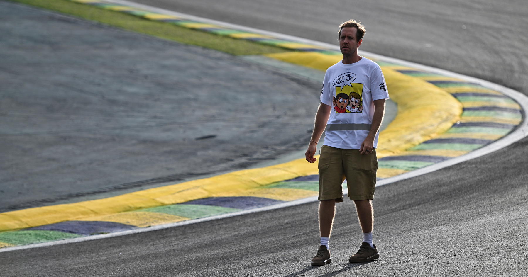 Vettel Ikut London Marathon untuk Amal Brain & Spine