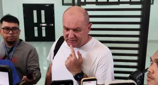 Bojan Tak Cemas Dua Pemain Bertahan Andalan Kena Sanksi