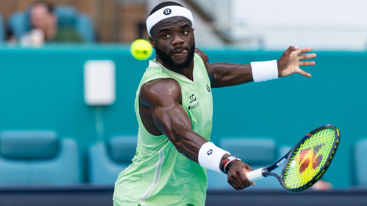 Frances Tiafoe Blak-Blakan Soal Berhenti Minum Alkohol Usai Musim Berat