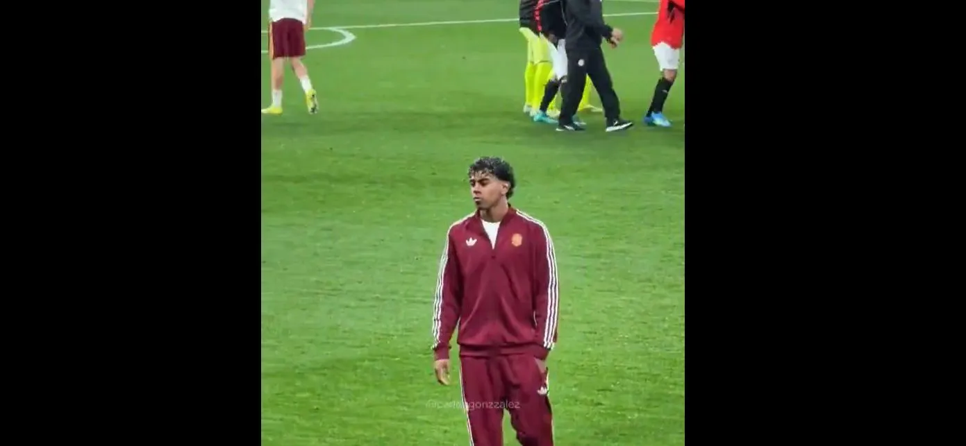 Lamine Yamal Tinggalkan Lapangan Usai Nyanyian Islamofobia - sumber: (footballespana)