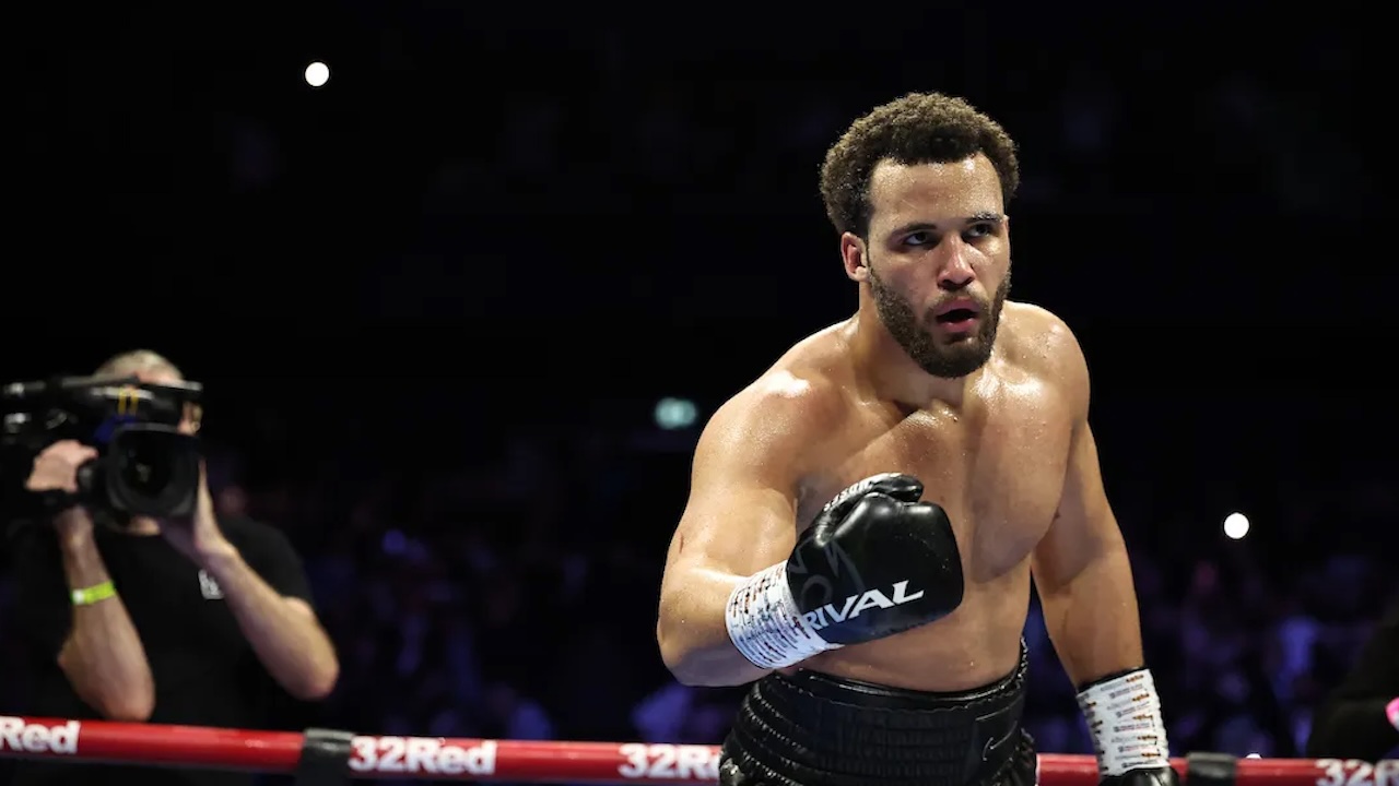 Legenda Tinju Ini Percaya Moses Itauma Bisa Kalahkan Usyk