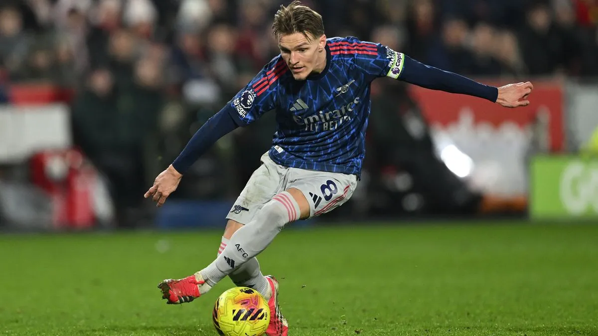 Odegaard Gabung Adidas dan Hadapi Tekanan Jelang Kembali ke Arsenal - sumber: (footballlondon)