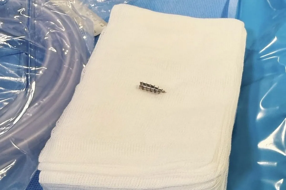 Vinales Sukses Jalani Operasi Bahu, Baut Longgar Dicabut - sumber: (motorsport)