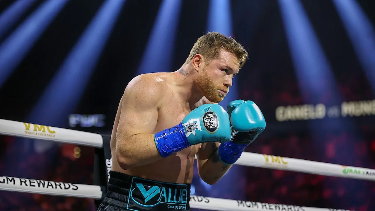 Canelo Alvarez Incar Mbilli, Nasib Duel Tergantung Keputusan WBC
