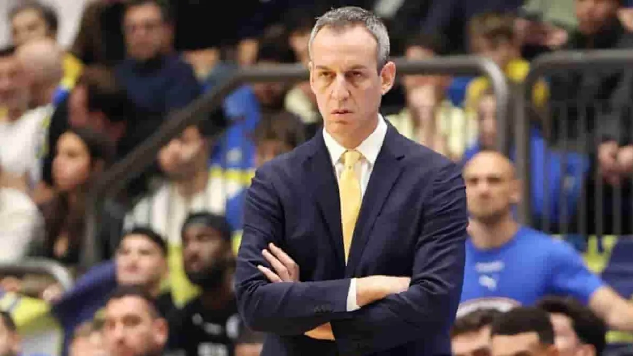 Oded Kattash ingin Maccabi Tel Aviv tak jemawa lawan Anadolu Efes.