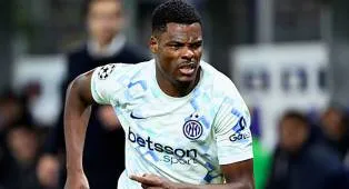 Lawan AS Roma, Denzel Dumfries Diprediksi Akan Jadi Pemain Kunci