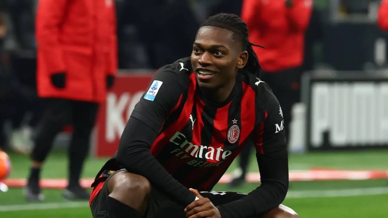 Lawan Napoli, AC Milan Akan Berhati-hati Terkait Kondisi Rafael Leao