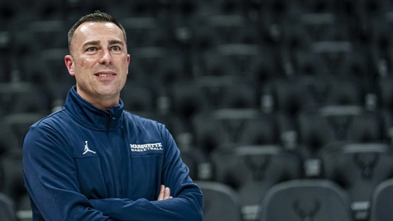 Nevada Smith Merasa Terhormat Jadi Pelatih Tim Basket Siena