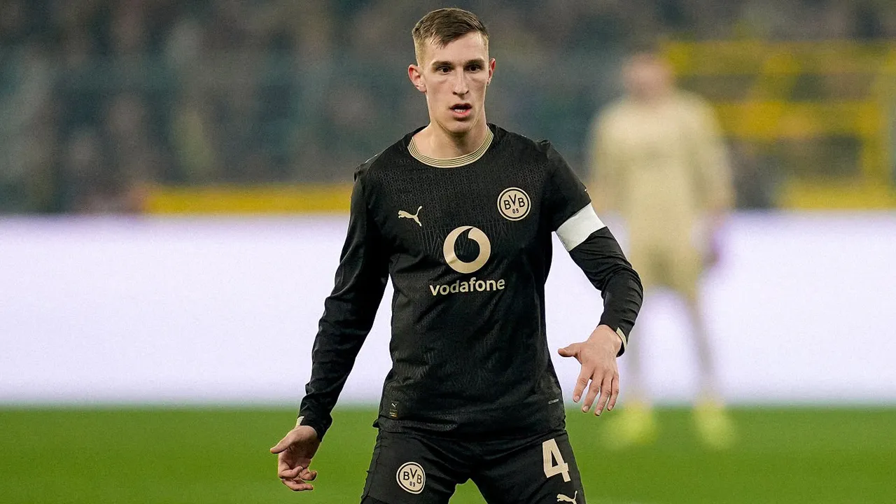 Nico Schlotterbeck Bantah Kesepakatan Kontrak Baru dengan Dortmund