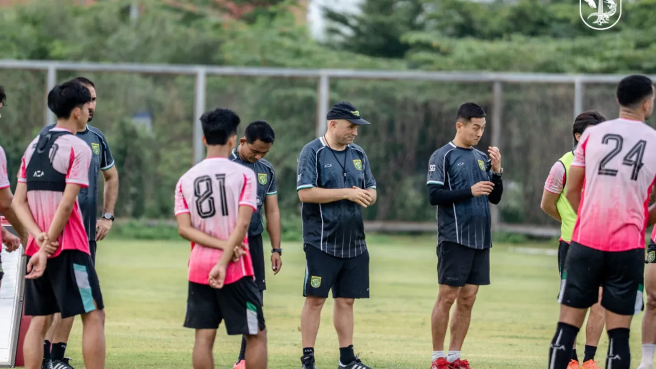 Persiapan Persebaya Surabaya jelang menghadapi Persita Tangerang
