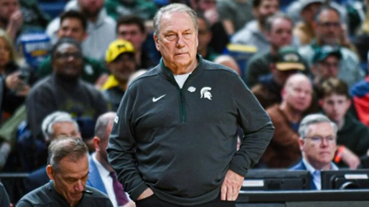 Tom Izzo Tolak Tawaran NBA Demi Bertahan di Michigan State