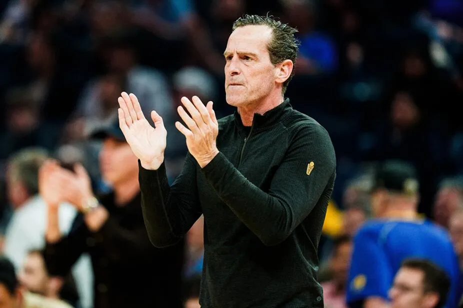 Atkinson Pertimbangkan Strategi Optimal Menuju Playoff - sumber: (mainbasket)