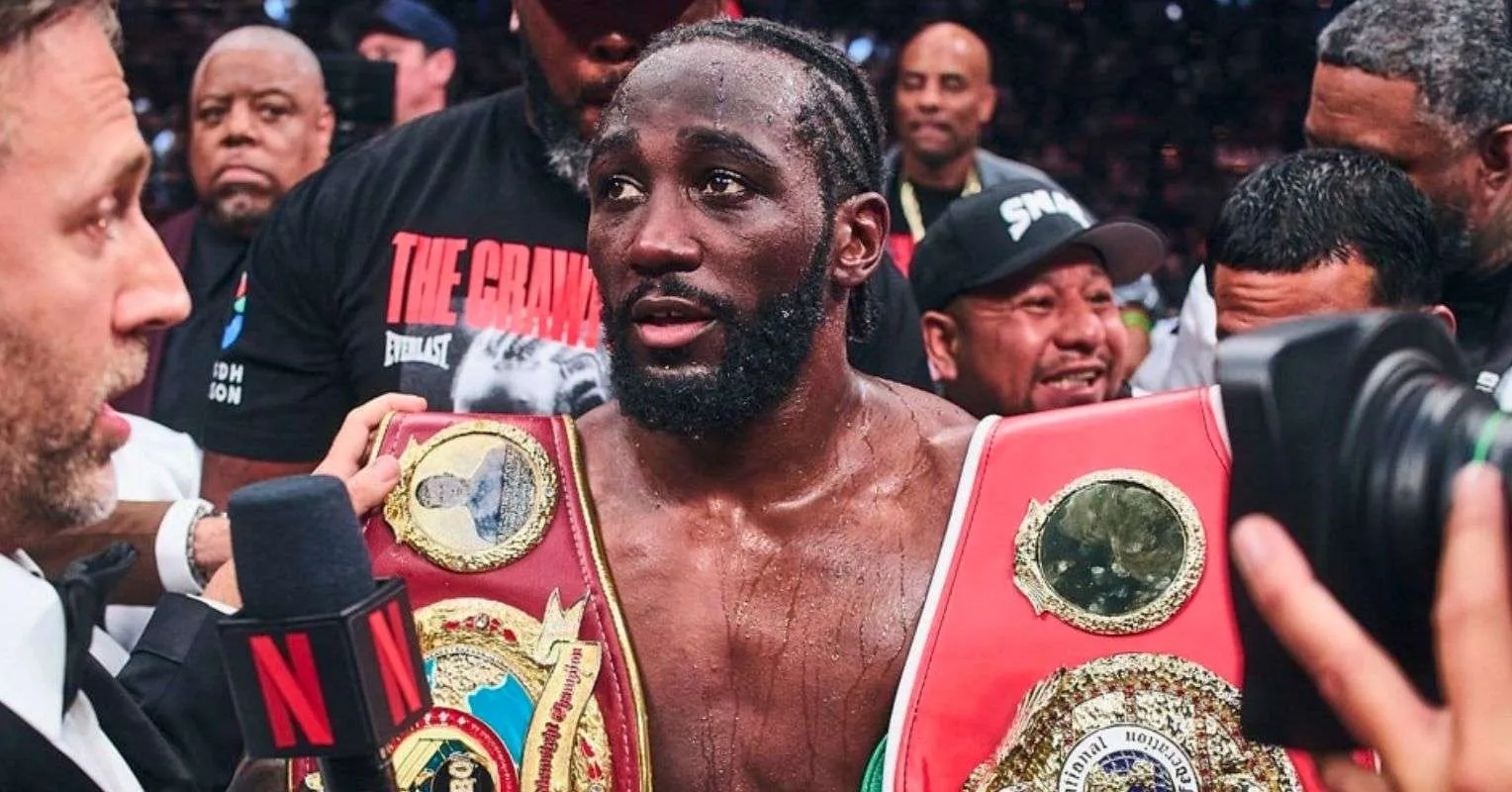 Juara Dunia Sebut Crawford Keliru Pensiun, Tak Tantang Diri - sumber: (secondsout)