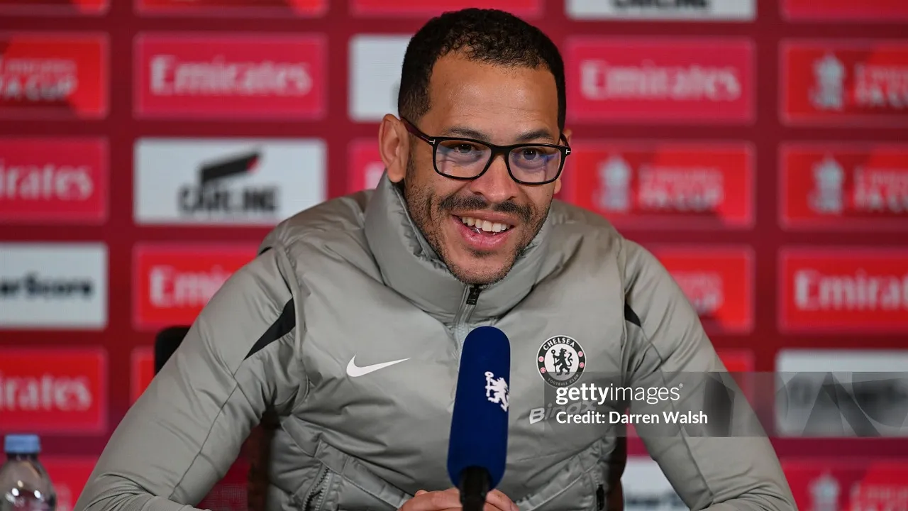 Liam Rosenior Update Cedera Reece James dan Levi Colwill