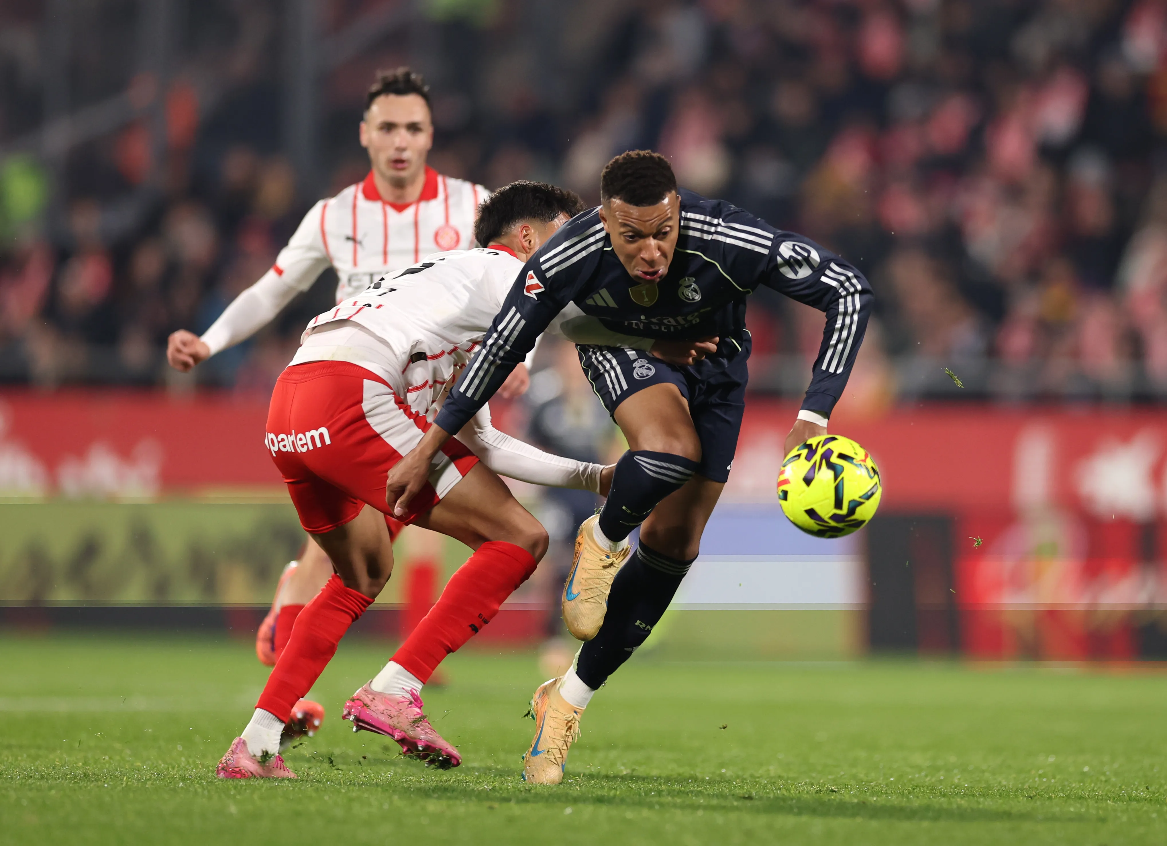 Mbappe Ungkap Pengalaman Pelecehan Rasial Setelah Euro - sumber: (footballespana)