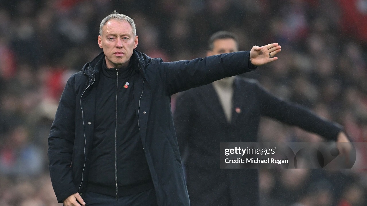 Steve Cooper Tegas Bantah Tuduhan Sabotase Bosnia