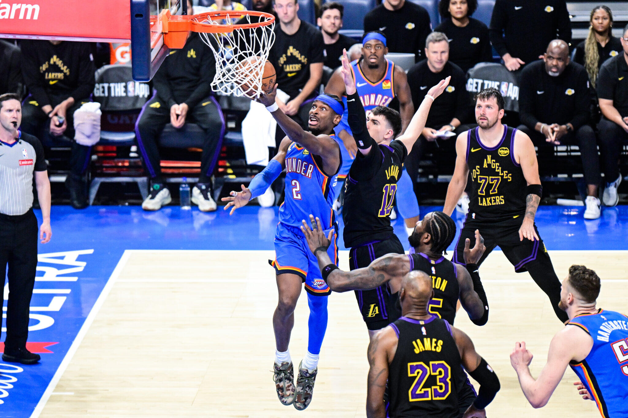 Thunder Libas Lakers, Gilgeous-Alexander Cetak 28 Poin