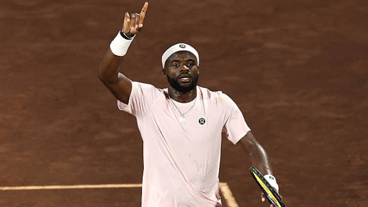 Tinggalkan Tribun Lebih Awal, Frances Tiafoe Candai Kevin Durant