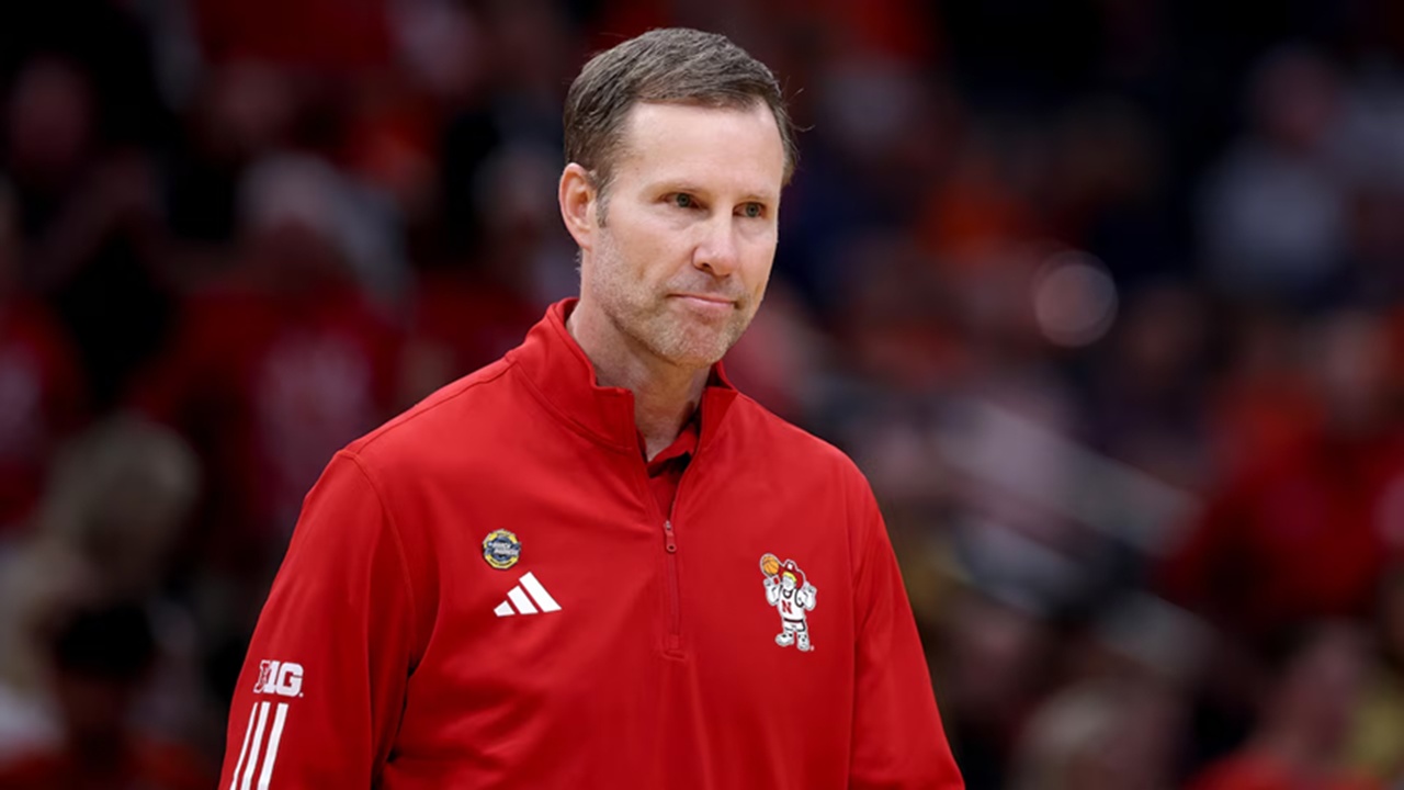 Fred Hoiberg Meraih Penghargaan Pelatih Terbaik Versi AP