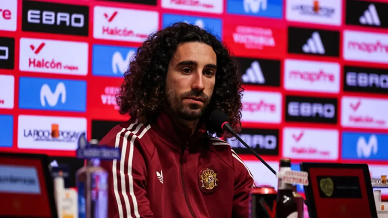 Marc Cucurella Diberikan Peringatan Usai Komentar Mengenai Barcelona