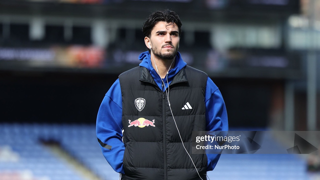 Pascal Struijk Jadi Rebutan Aston Villa, Tottenham, dan Newcastle