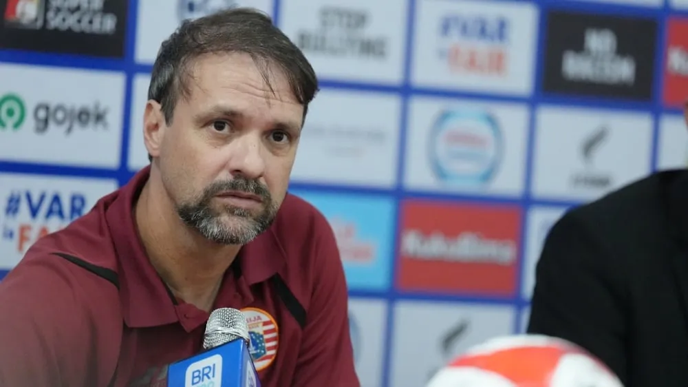 Persija Optimistis Menjamu Bhayangkara FC dalam Laga Krusial - sumber: (ileagueid)