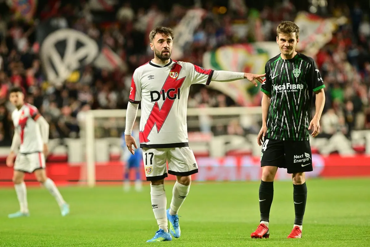 Rayo Vallecano Unggul Tipis 1-0 Atas Elche