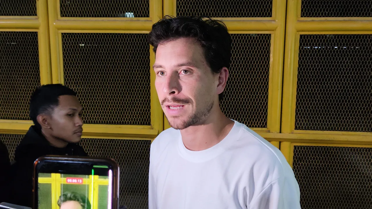 Gelandang Persib, Thom Haye