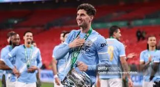 William Gallas Sarankan Chelsea Rekrut John Stones dari Manchester City