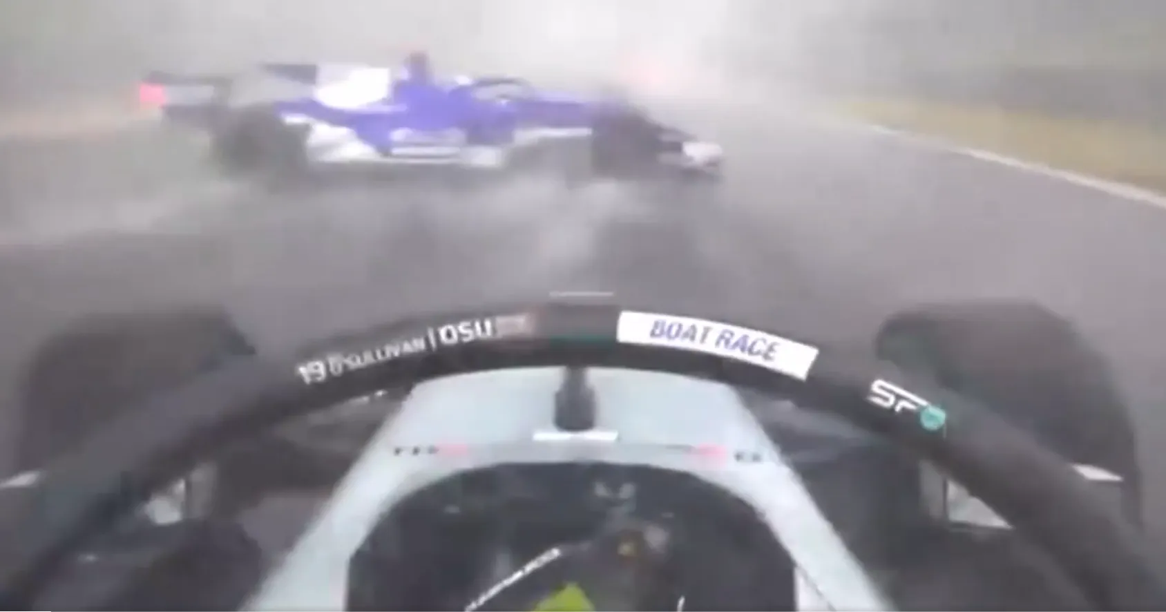 Williams Junior Selamat dari Kecelakaan di Cuaca Buruk - sumber: (racingnews365)