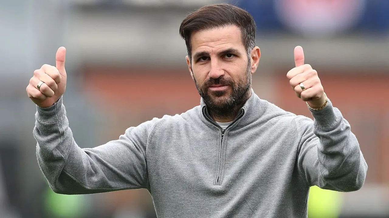 Cesc Fabregas Disebut Cocok Latih Manchester United