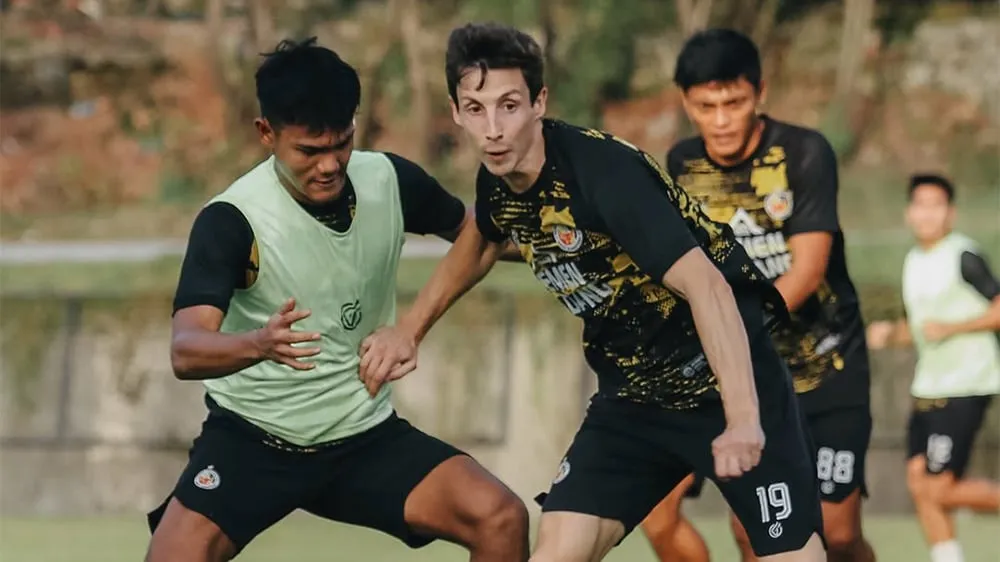 Guillermo Fernandez Semakin Termotivasi Menghadapi Persib - sumber: (ileagueid)