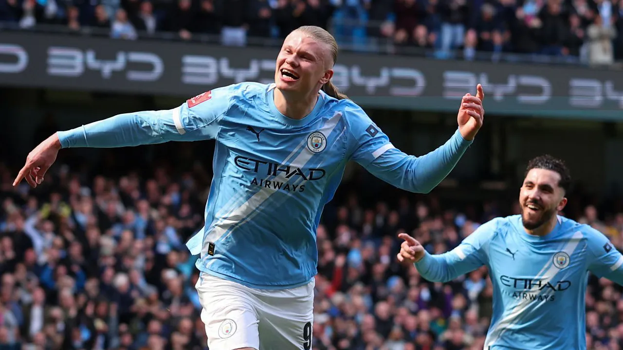 Hattrick Lagi! Erling Haaland Lewati Catatan Messi dan Ronaldo