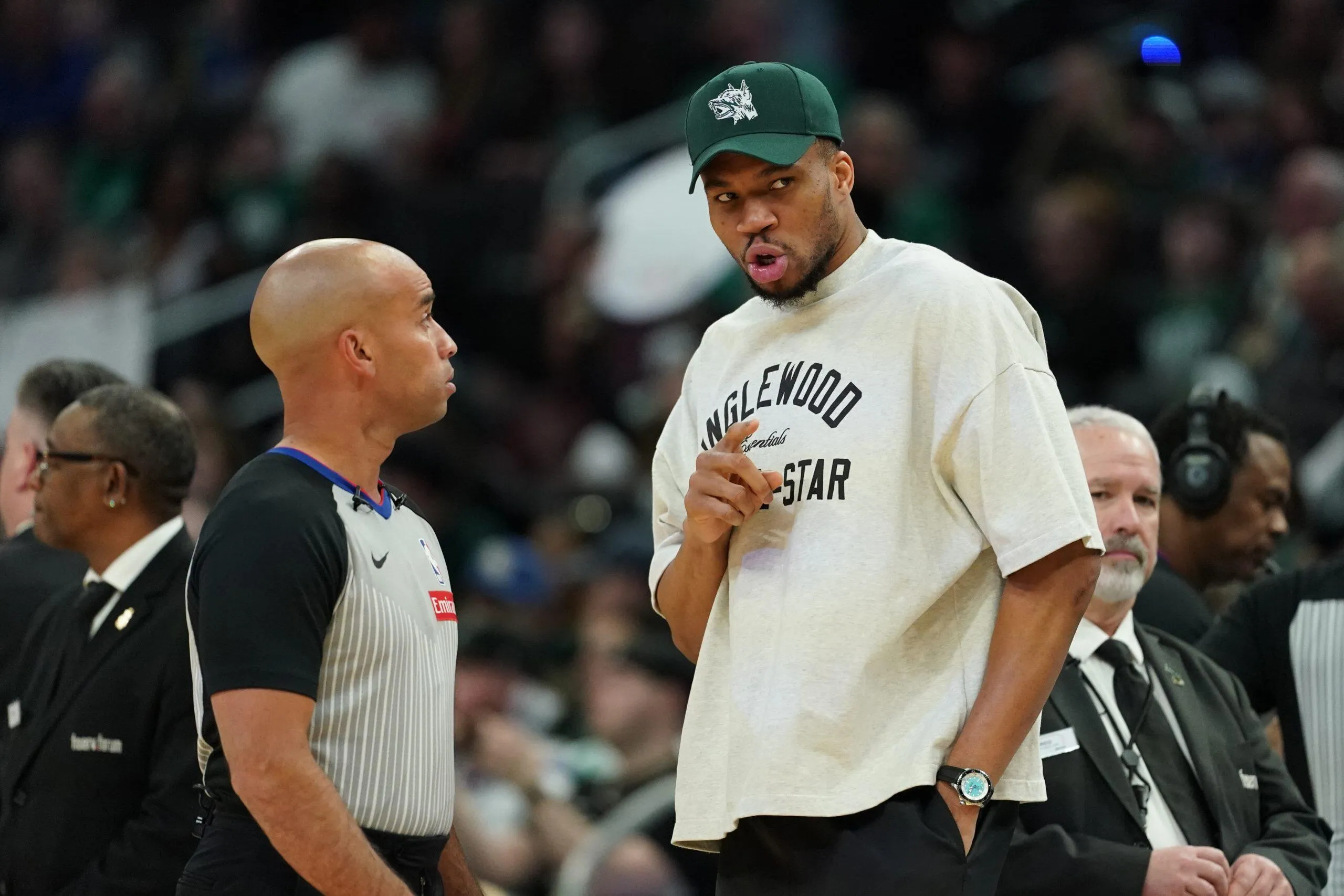 Ketegangan Bucks dan Giannis Meningkat, NBA Lanjutkan Investigasi - sumber: (mainbasket)