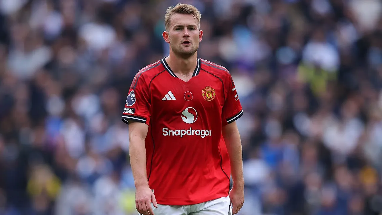 Masih Cedera, Matthijs De Ligt Terancam Absen hingga Akhir Musim