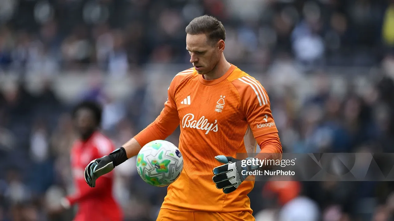 Matz Sels Masuk Target Club Brugge, Pengganti Simon Mignolet