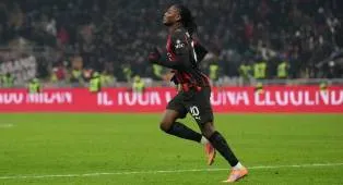 Max Allegri Pilih Pendekatan Lebih Berhati-hati Untuk Rafael Leao