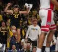 Michigan Tantang UConn di Partai Final Usai Singkirkan Arizona