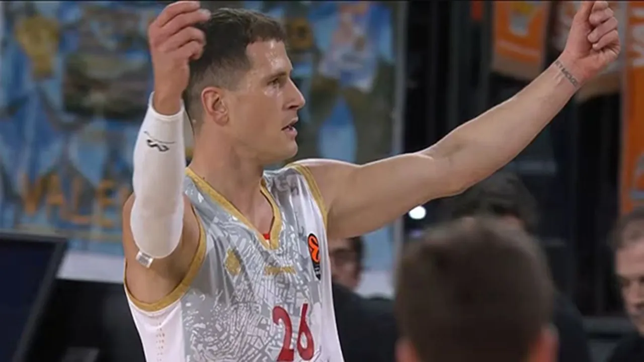 Nemanja Nedovic Bakal Absen Satu Bulan karena Cedera