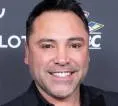 Oscar De La Hoya Tantang Mayweather Jr, Siap Comeback di Usia Kepala Lima