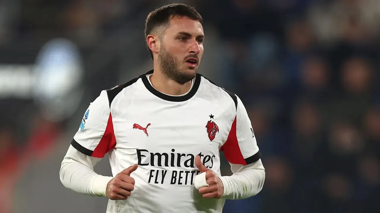 Santiago Gimenez: Satu Ide di Kepala, Jadi Pencetak Gol Terbanyak Milan