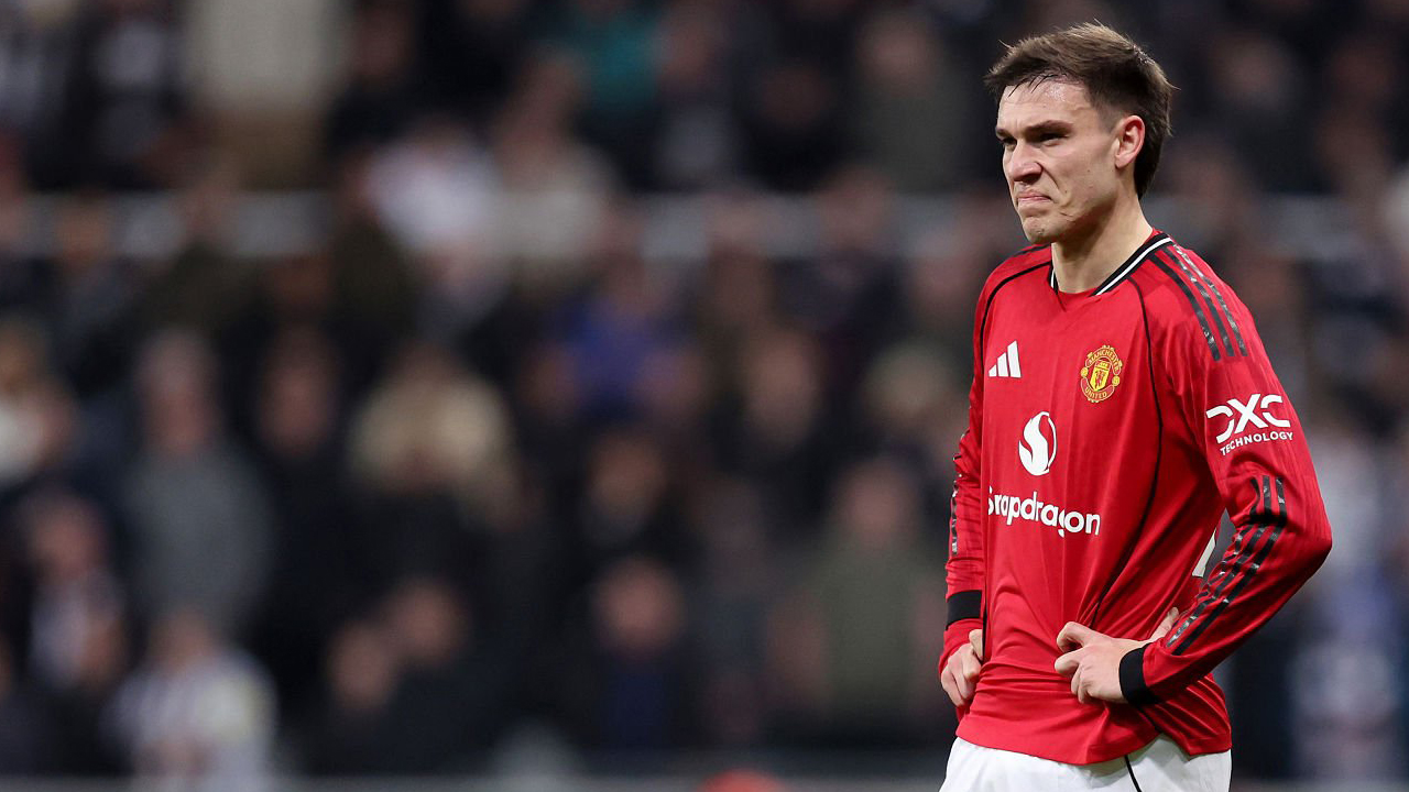 Sinyal Kepergian Manuel Ugarte dari Manchester United Makin Kuat