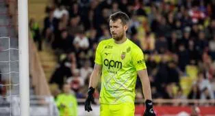 10 Laga Tak Terkalahkan, Lukas Hradecky Harap Monaco Lanjutkan Tren Positif