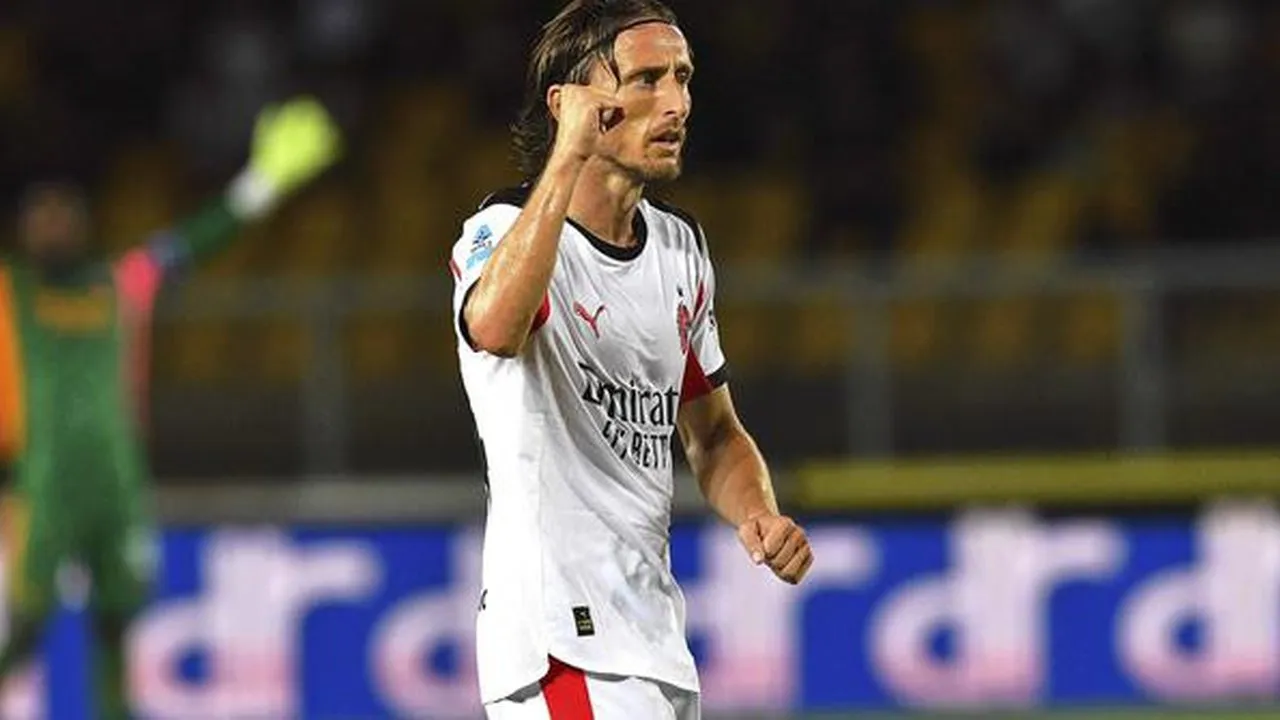 4 Pemain AC Milan, Termasuk Luka Modric Terancam Skorsing di Naples