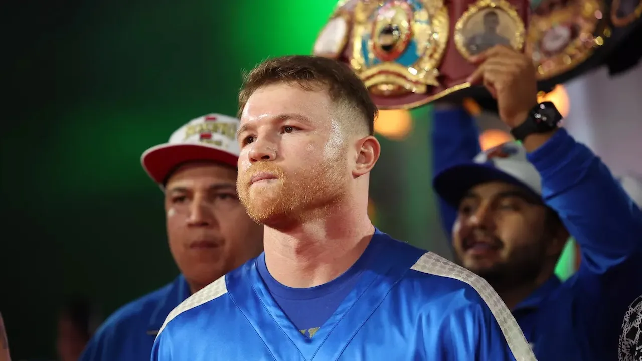 Canelo Alvarez Siap Comeback, Duel Perebutan Gelar di Depan Mata