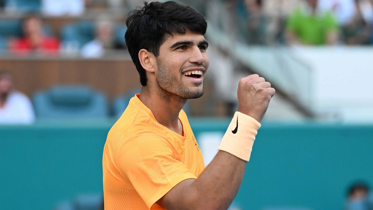 Carlos Alcaraz Tak Sembunyikan Kegembiraannya Saat Kembali Ke Clay-Court