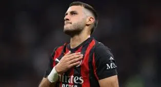 Demi Starter, Santiago Gimenez Harus Berusaha Yakinkan Max Allegri