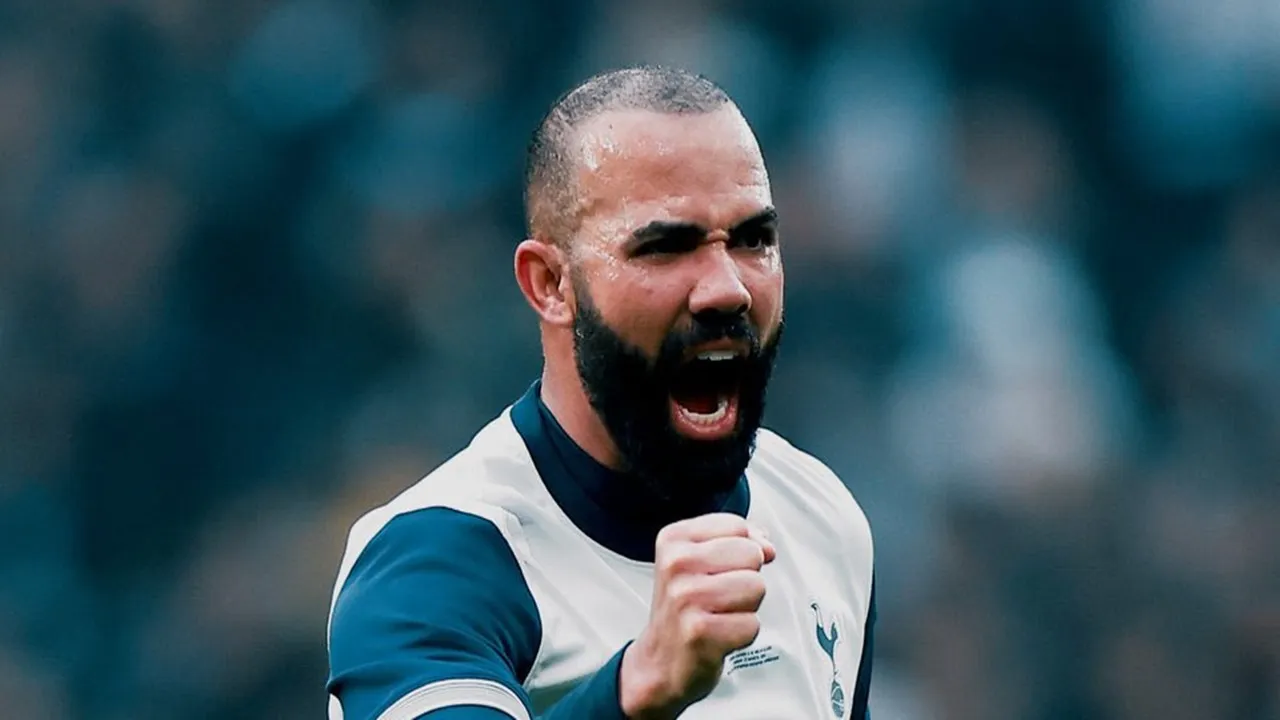 Eks gelandang Tottenham