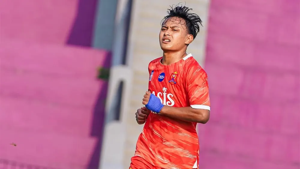 Firman Ramadhan Antusias Hadapi Tantangan di Markas Macan Putih - sumber: (ileagueid)